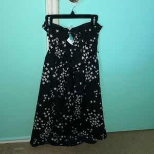 Size small woman’s strapless star dress